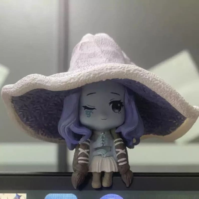 Ranni The Witch Mini Figure