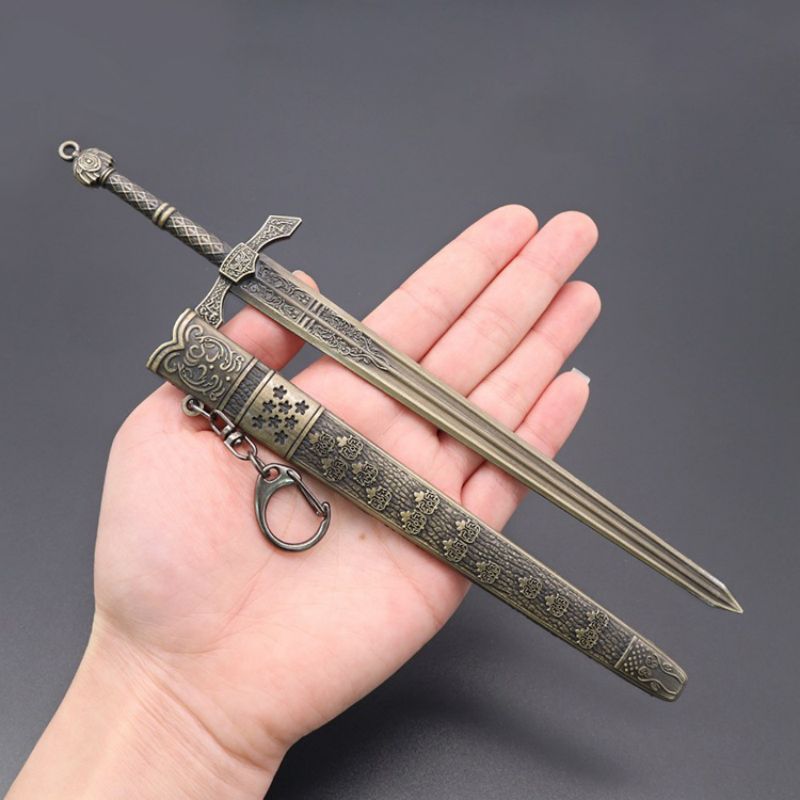 Banished Knight's Greatsword Metal Model